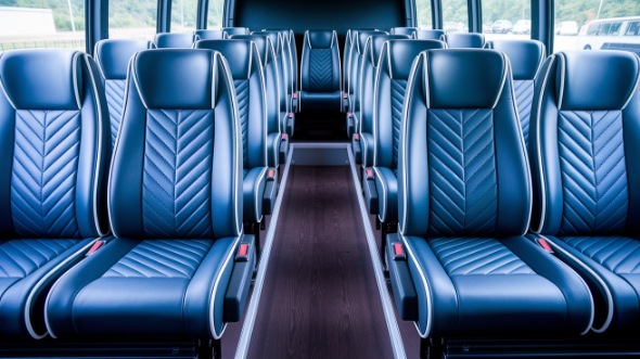 sioux city 18 passenger minibus rental